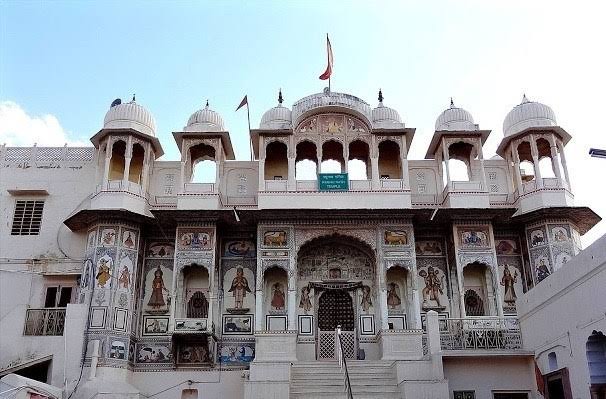 Raghunathji Temple, kullu